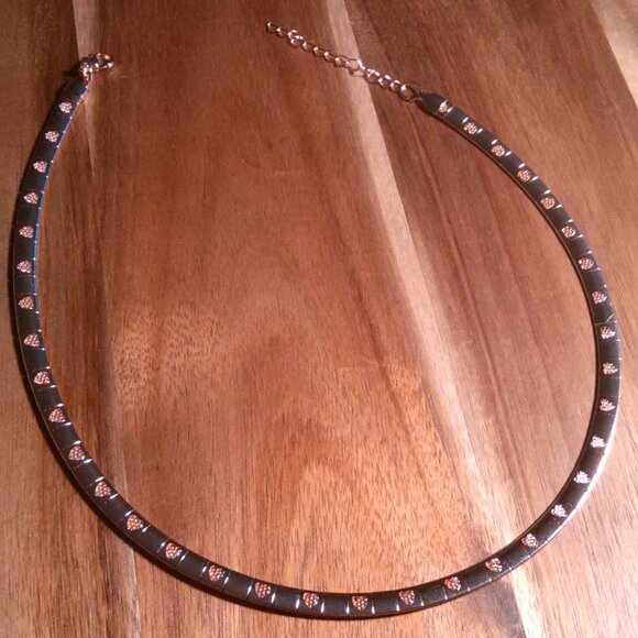 Omega Heart Pattern Collar Ion Plated Rose Gold Over Stainless Steel Necklace - Picture 2 of 11